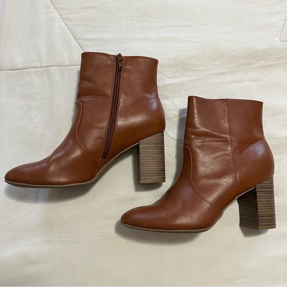 🍂 Like New! Fall heeled ankle booties 👢